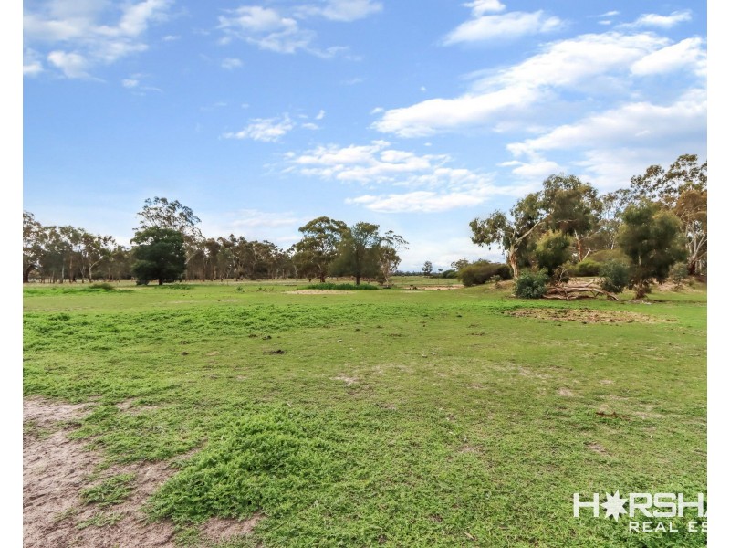 55 Rifle Range Road, Edenhope VIC 3318