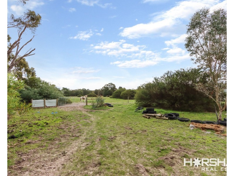 55 Rifle Range Road, Edenhope VIC 3318
