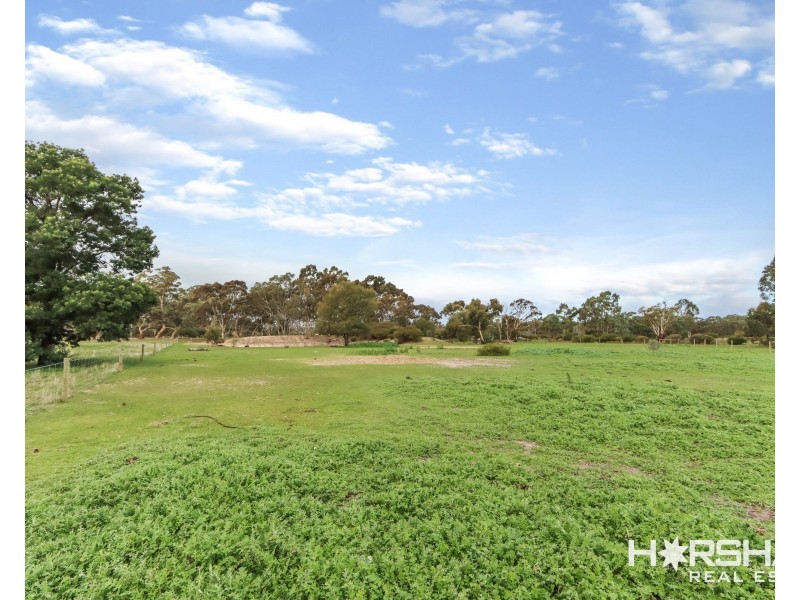 55 Rifle Range Road, Edenhope VIC 3318