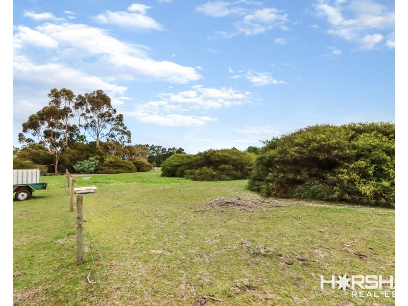 55 Rifle Range Road, Edenhope VIC 3318