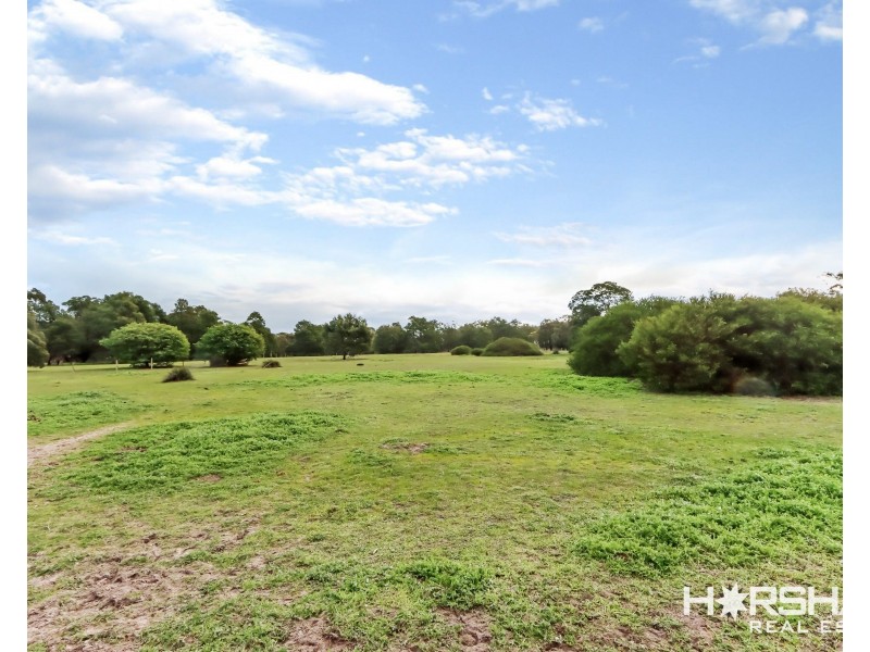 55 Rifle Range Road, Edenhope VIC 3318