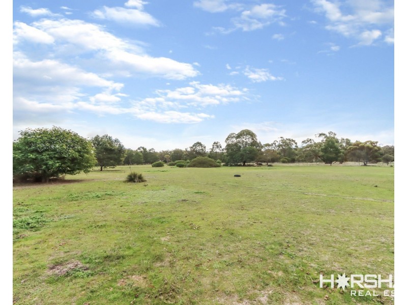 55 Rifle Range Road, Edenhope VIC 3318