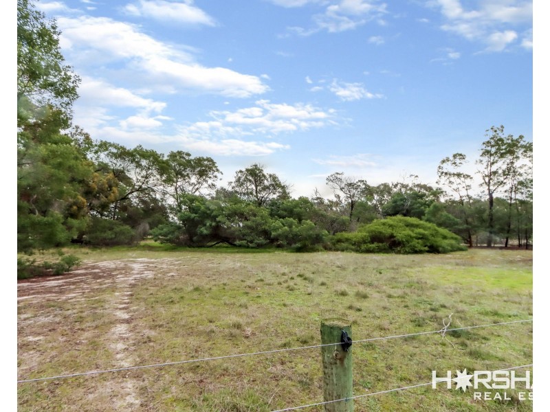 55 Rifle Range Road, Edenhope VIC 3318