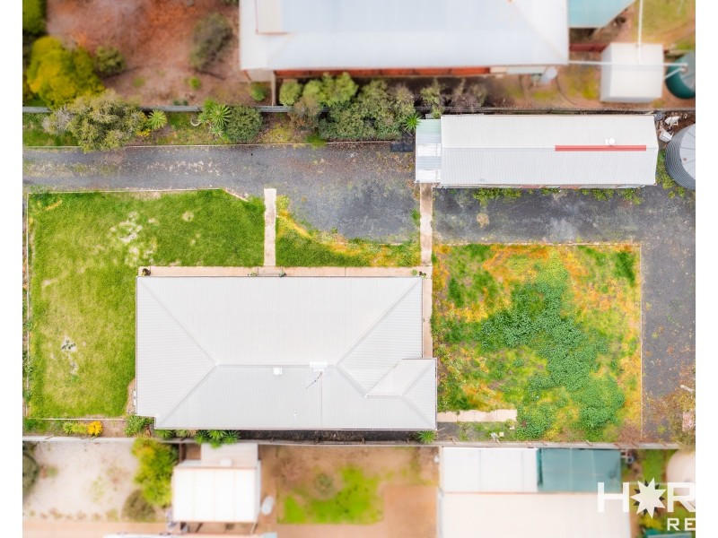 42 Queen Street, Nhill VIC 3418