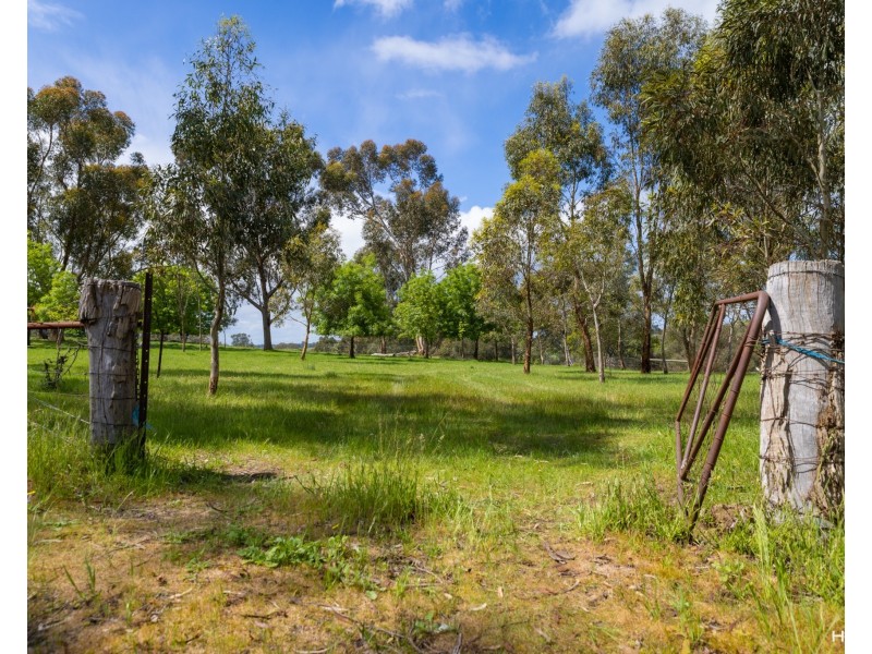 1, 3 & 4 Hill Climb Road, Harrow VIC 3317