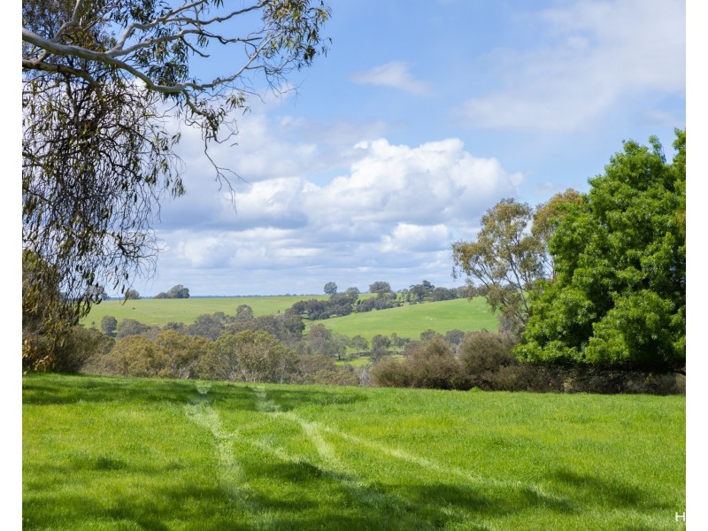1, 3 & 4 Hill Climb Road, Harrow VIC 3317