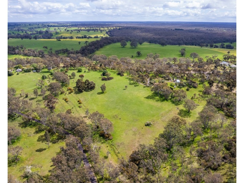 1, 3 & 4 Hill Climb Road, Harrow VIC 3317