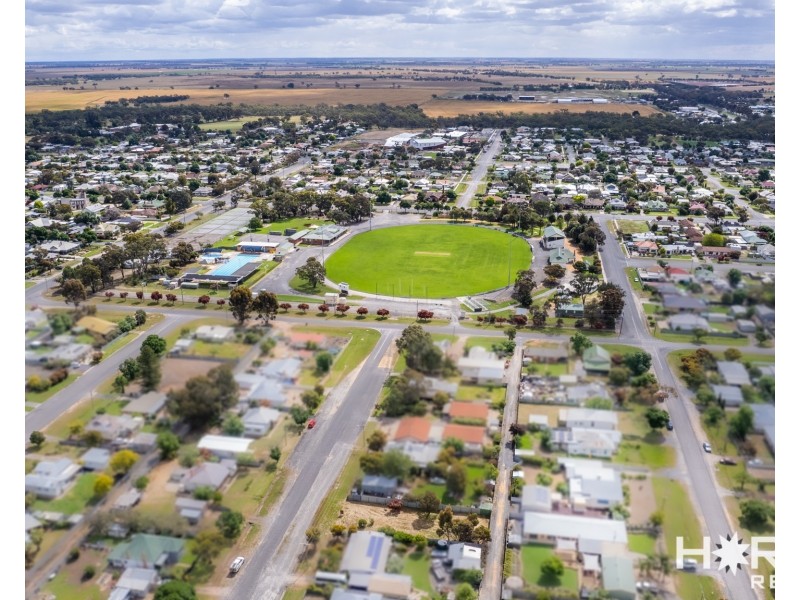 6B Livingstone Street, Warracknabeal VIC 3393