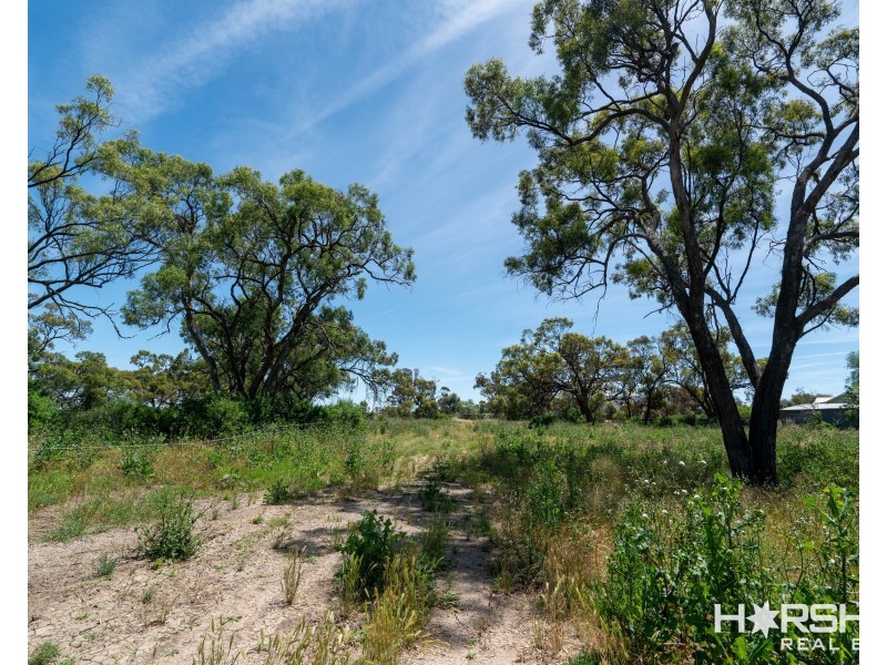 2-16 Russell Street, Quambatook VIC 3540