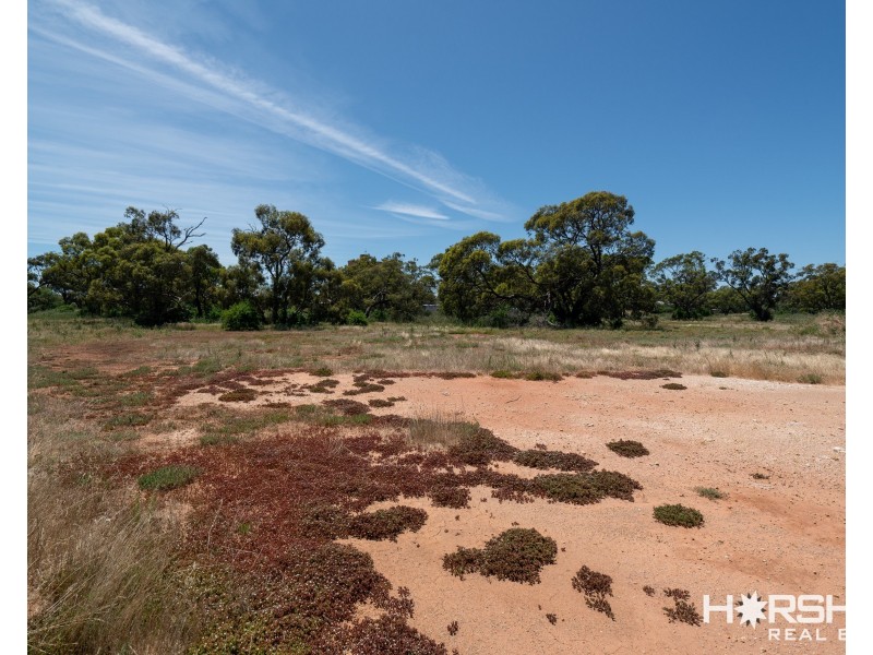 2-16 Russell Street, Quambatook VIC 3540