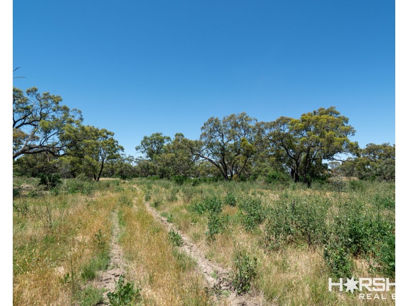 2-16 Russell Street, Quambatook VIC 3540