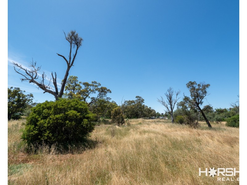 2-16 Russell Street, Quambatook VIC 3540