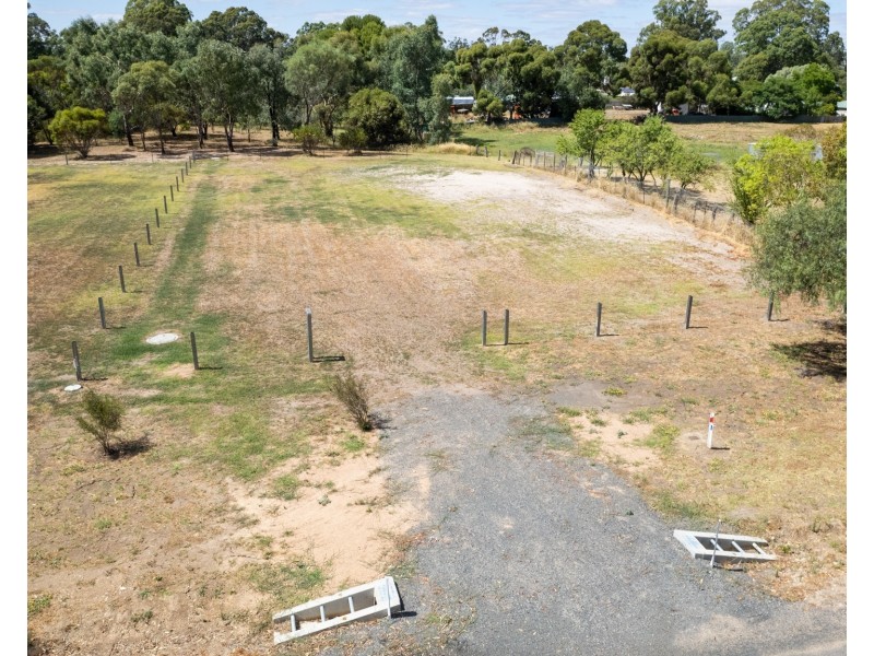 8 Park Street, Dimboola VIC 3414