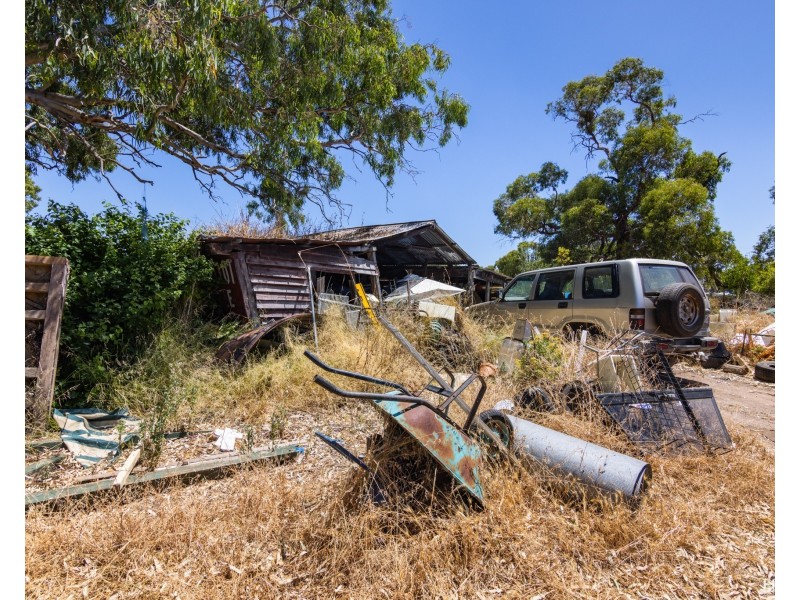 232 Elizabeth Street, Edenhope VIC 3318