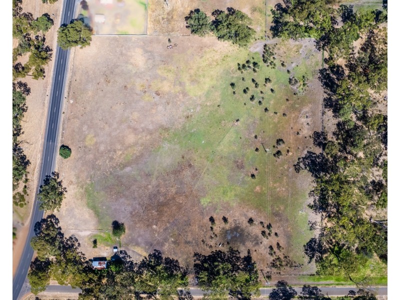 222 Elizabeth Street, Edenhope VIC 3318