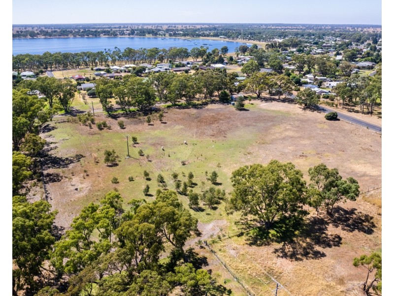 222 Elizabeth Street, Edenhope VIC 3318