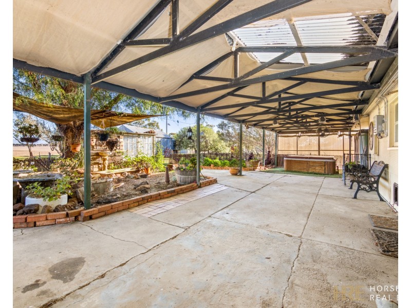 4905 Western Highway, Gerang Gerung VIC 3418