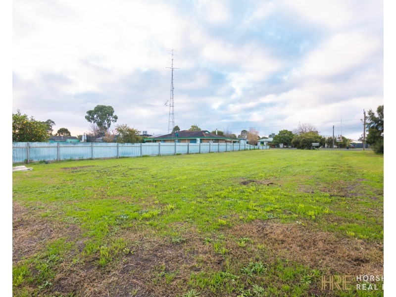 23 Edinburgh Road, Edenhope VIC 3318