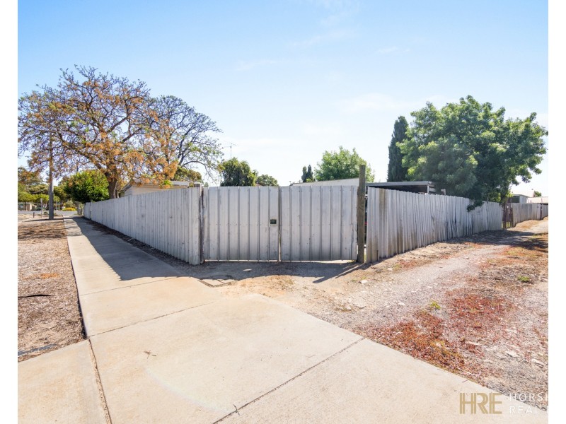 42 Lloyd Street, Dimboola VIC 3414