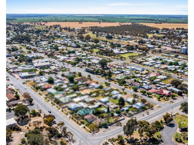 42 Lloyd Street, Dimboola VIC 3414