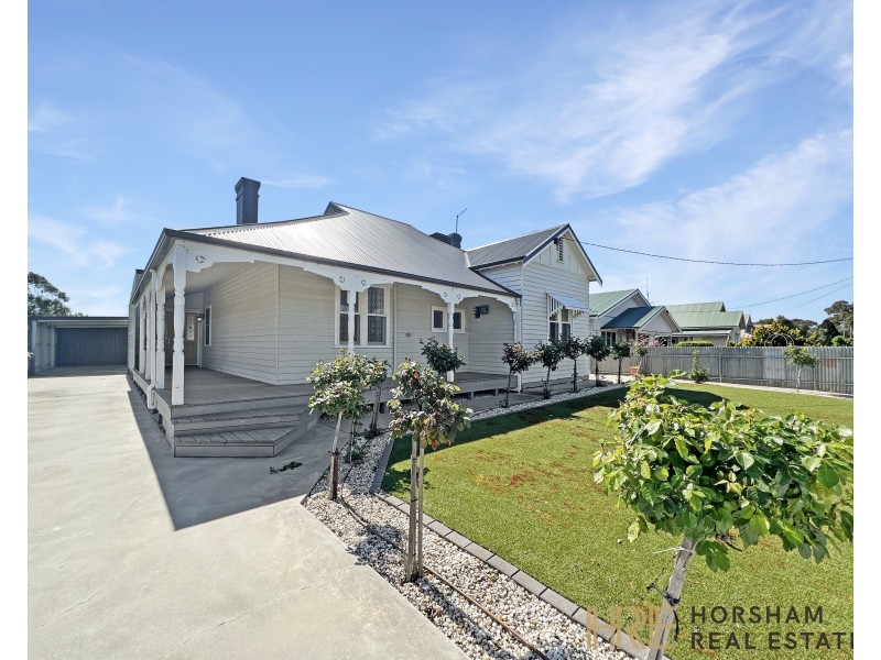 128 Main Street, Minyip VIC 3392