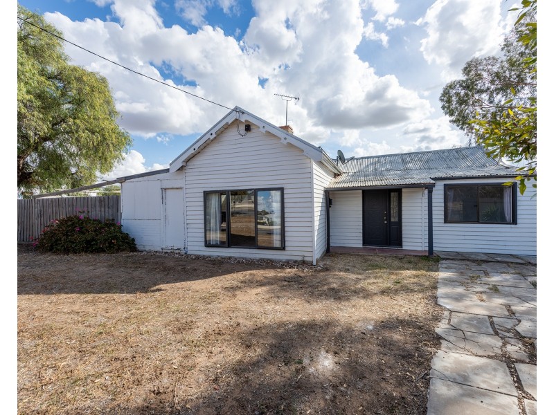 61 Lower Roy Street, Jeparit VIC 3423