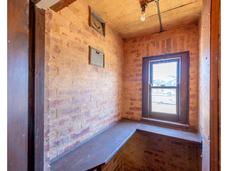 127 Woods Street, Donald VIC 3480