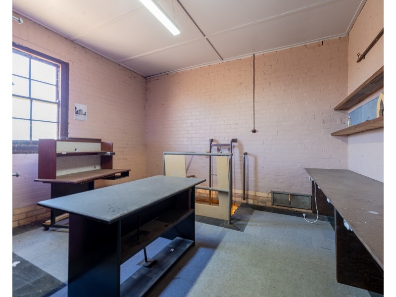 127 Woods Street, Donald VIC 3480