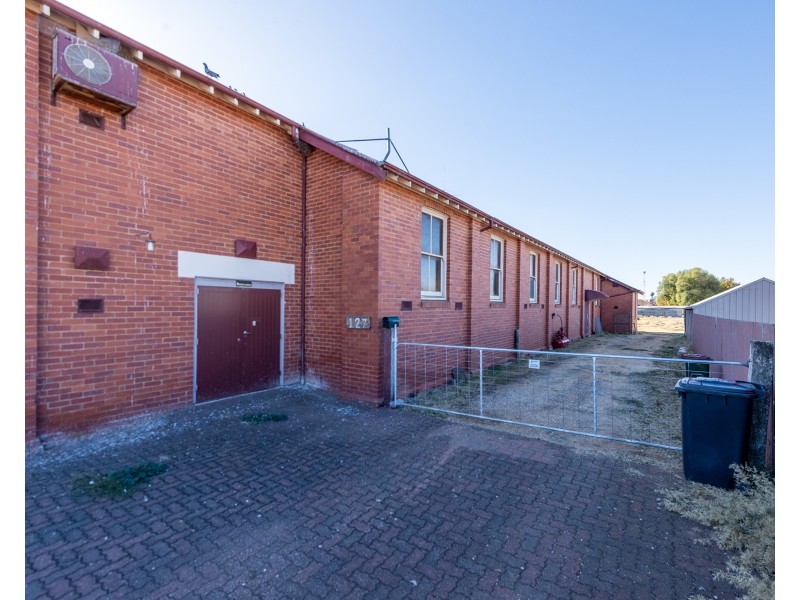 127 Woods Street, Donald VIC 3480