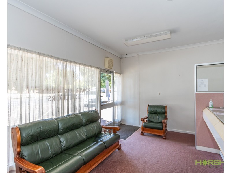 77 Elizabeth Street, Edenhope VIC 3318