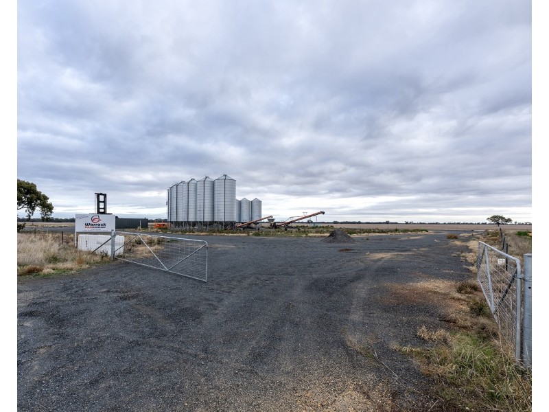 36 Tarrant Road, Warracknabeal VIC 3393