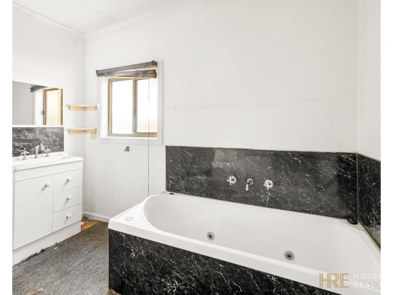 5 Carroll Street, Minyip VIC 3392