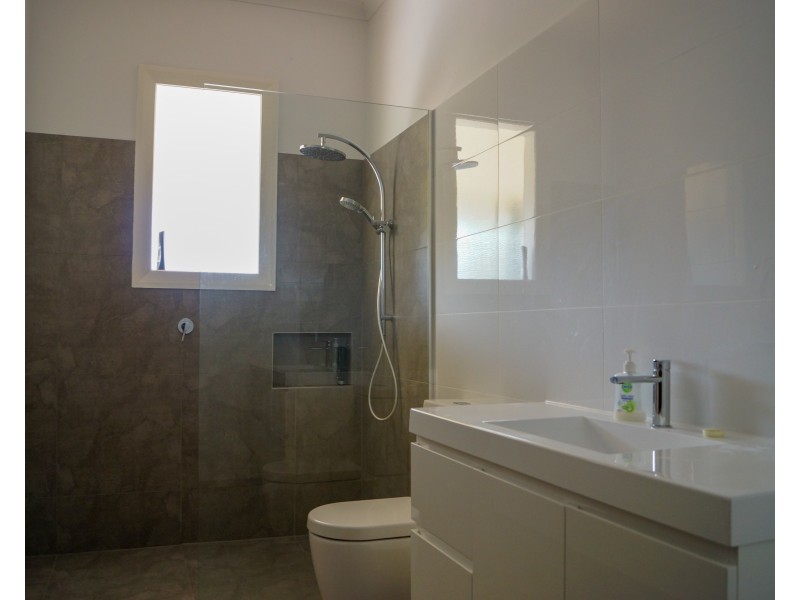 75 Lake Avenue, Natimuk VIC 3409