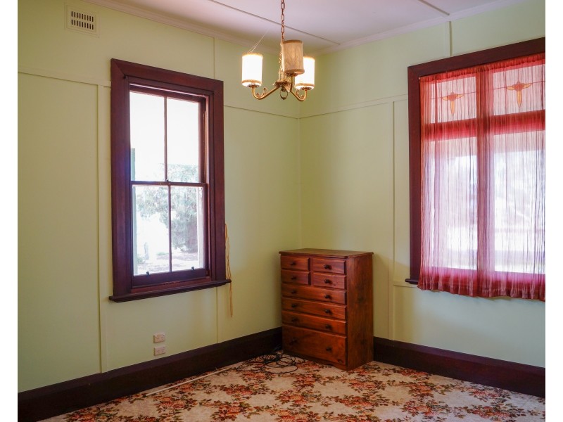 75 Lake Avenue, Natimuk VIC 3409