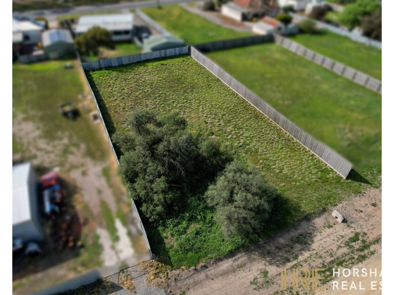 17 McIntyre Street, Warracknabeal VIC 3393