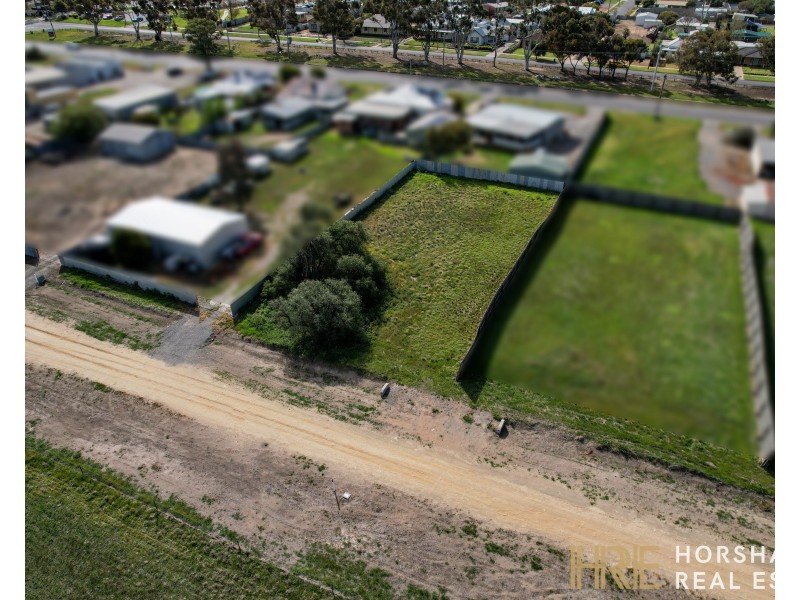 17 McIntyre Street, Warracknabeal VIC 3393