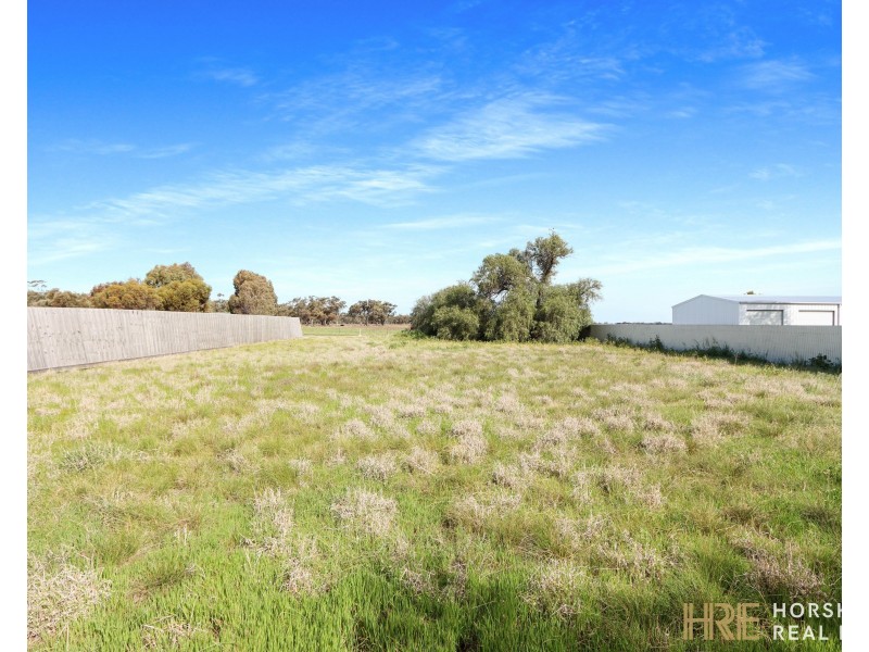 17 McIntyre Street, Warracknabeal VIC 3393