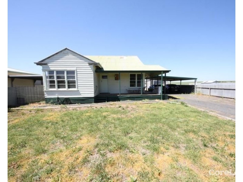 11 Glenferness Street, Nhill VIC 3418
