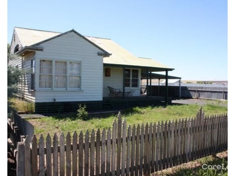 11 Glenferness Street, Nhill VIC 3418