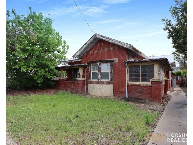 8 Woolcock Street, Warracknabeal VIC 3393