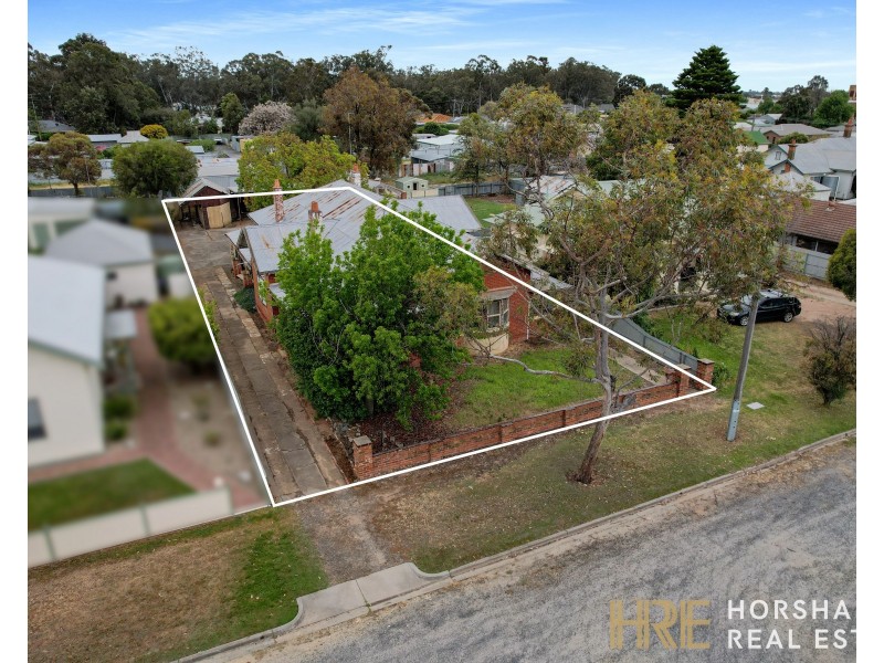 8 Woolcock Street, Warracknabeal VIC 3393