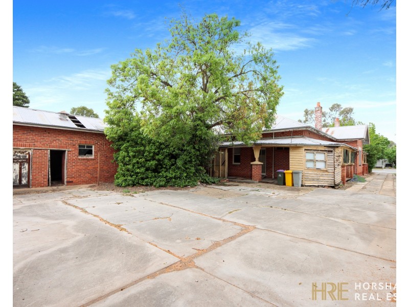 8 Woolcock Street, Warracknabeal VIC 3393