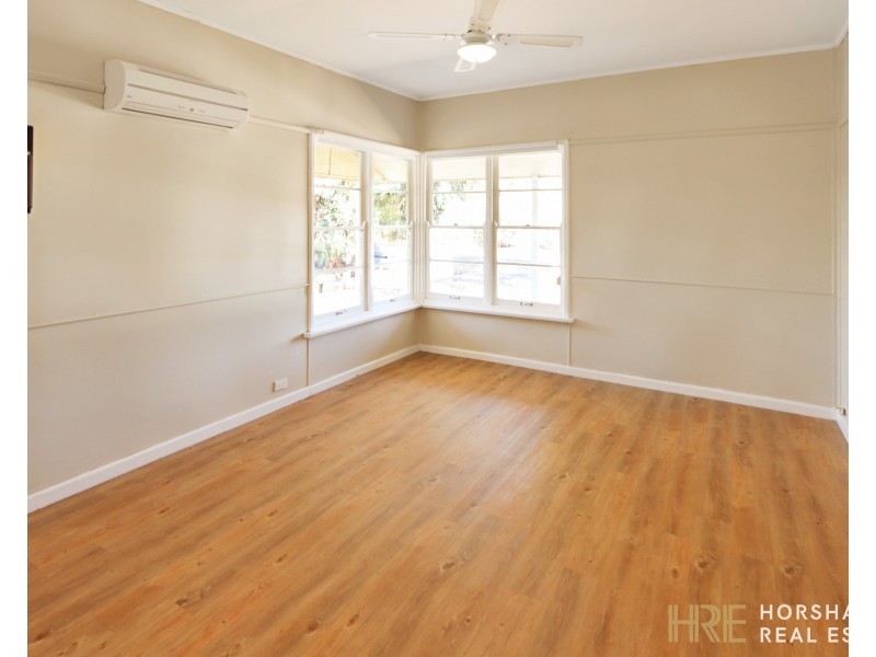 11 Glenferness Street, Nhill VIC 3418