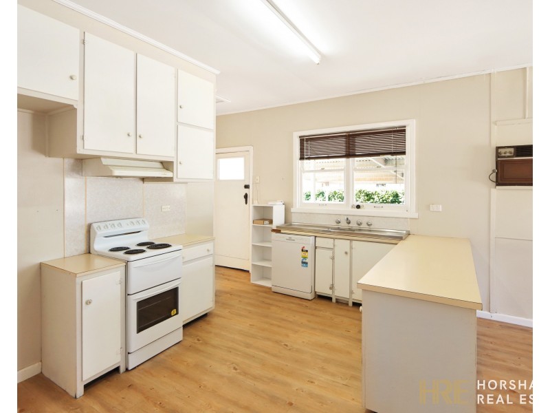 11 Glenferness Street, Nhill VIC 3418