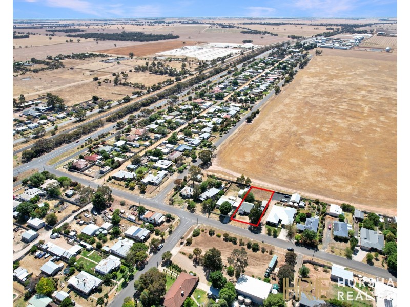 11 Glenferness Street, Nhill VIC 3418