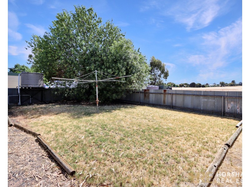 11 Glenferness Street, Nhill VIC 3418