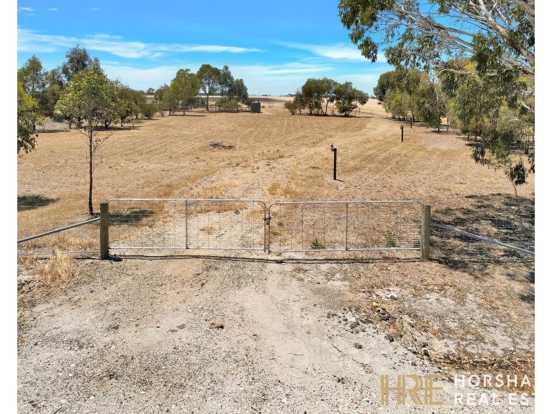 538 School Road, Drung VIC 3401