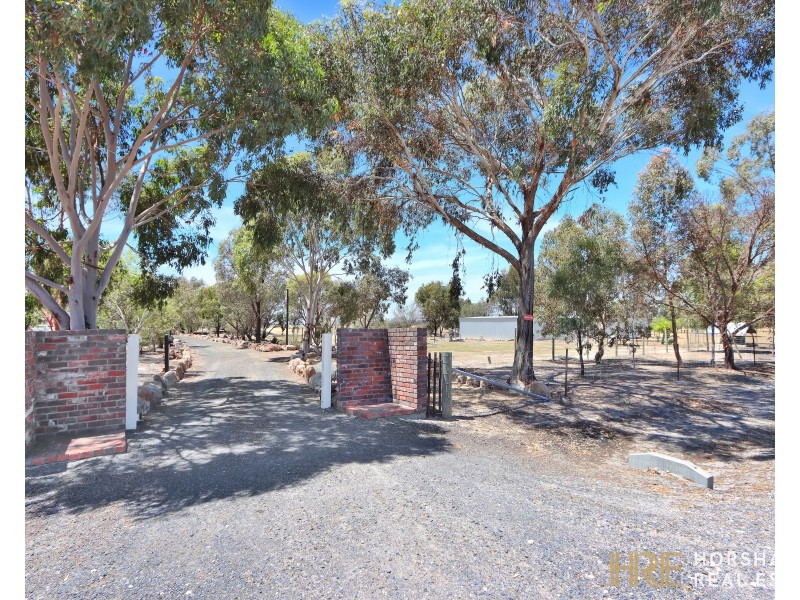 538 School Road, Drung VIC 3401