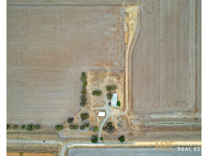 318 Rokeskys Road, Drung VIC 3401