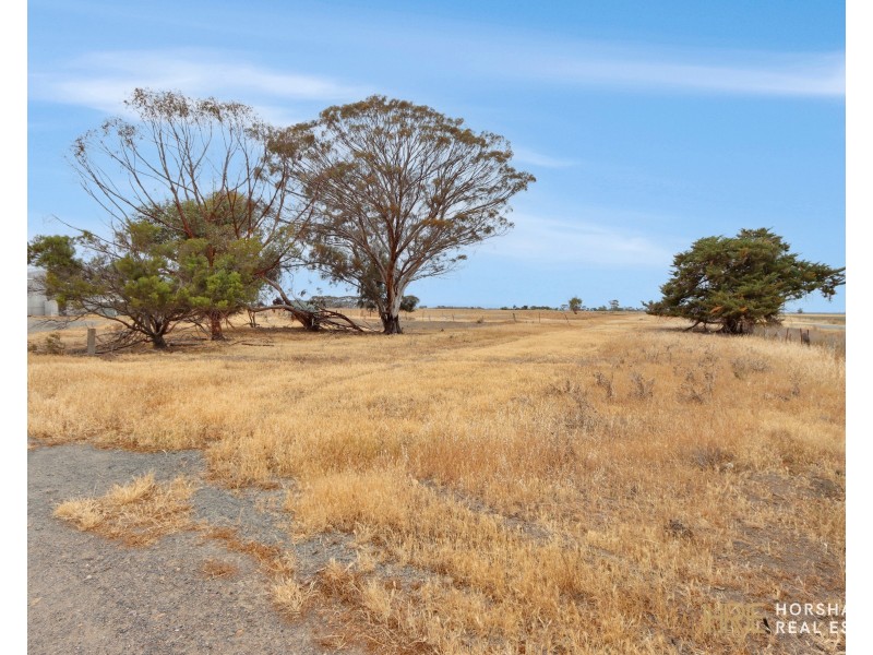 318 Rokeskys Road, Drung VIC 3401